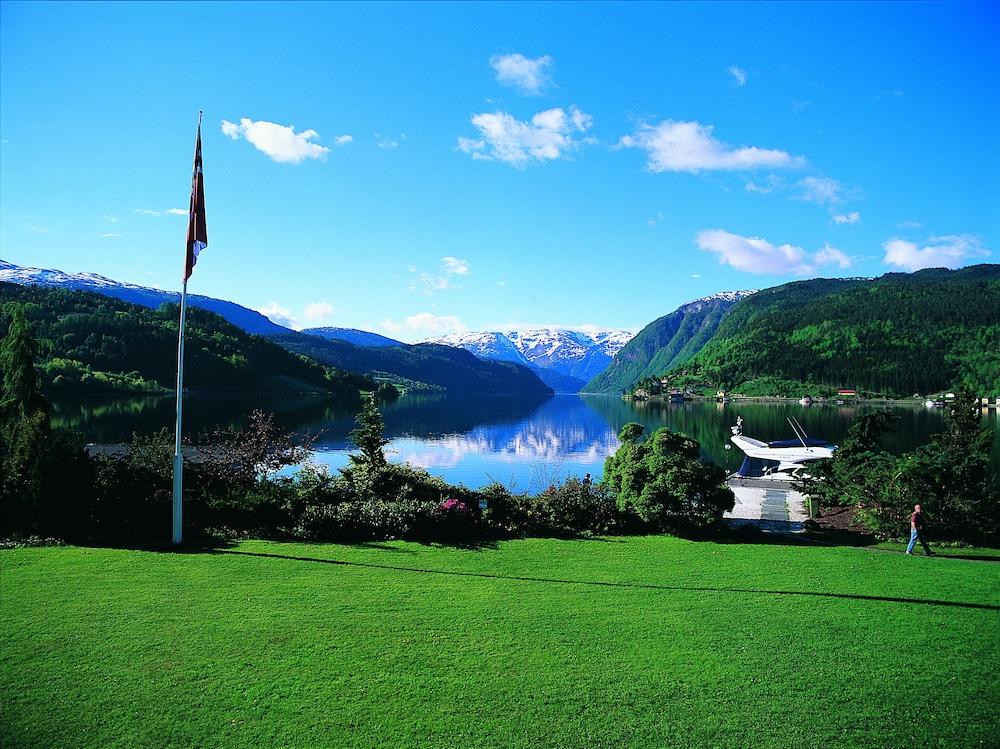 Brakanes Hotel Ulvik Ngoại thất bức ảnh