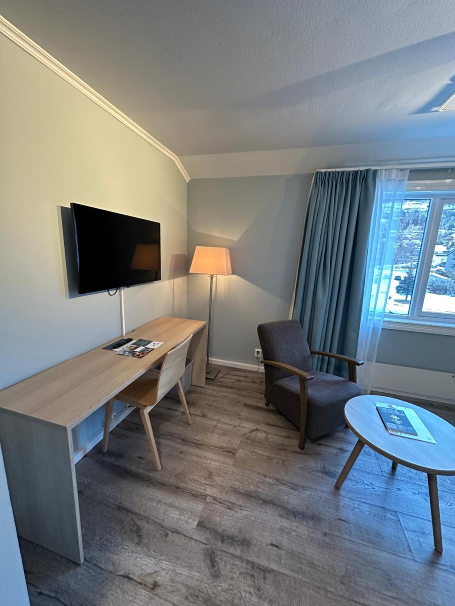 Brakanes Hotel Ulvik Ngoại thất bức ảnh