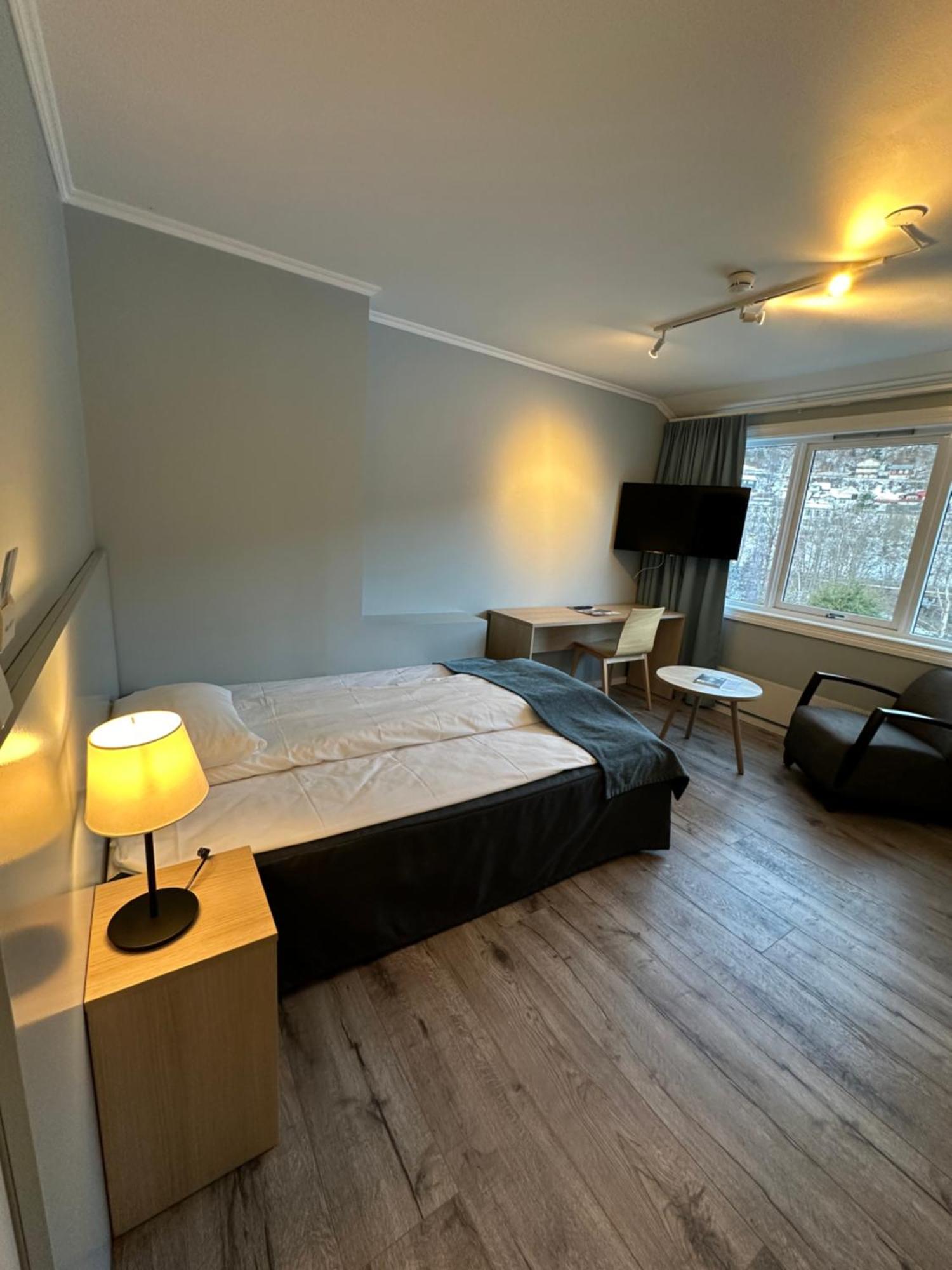 Brakanes Hotel Ulvik Ngoại thất bức ảnh