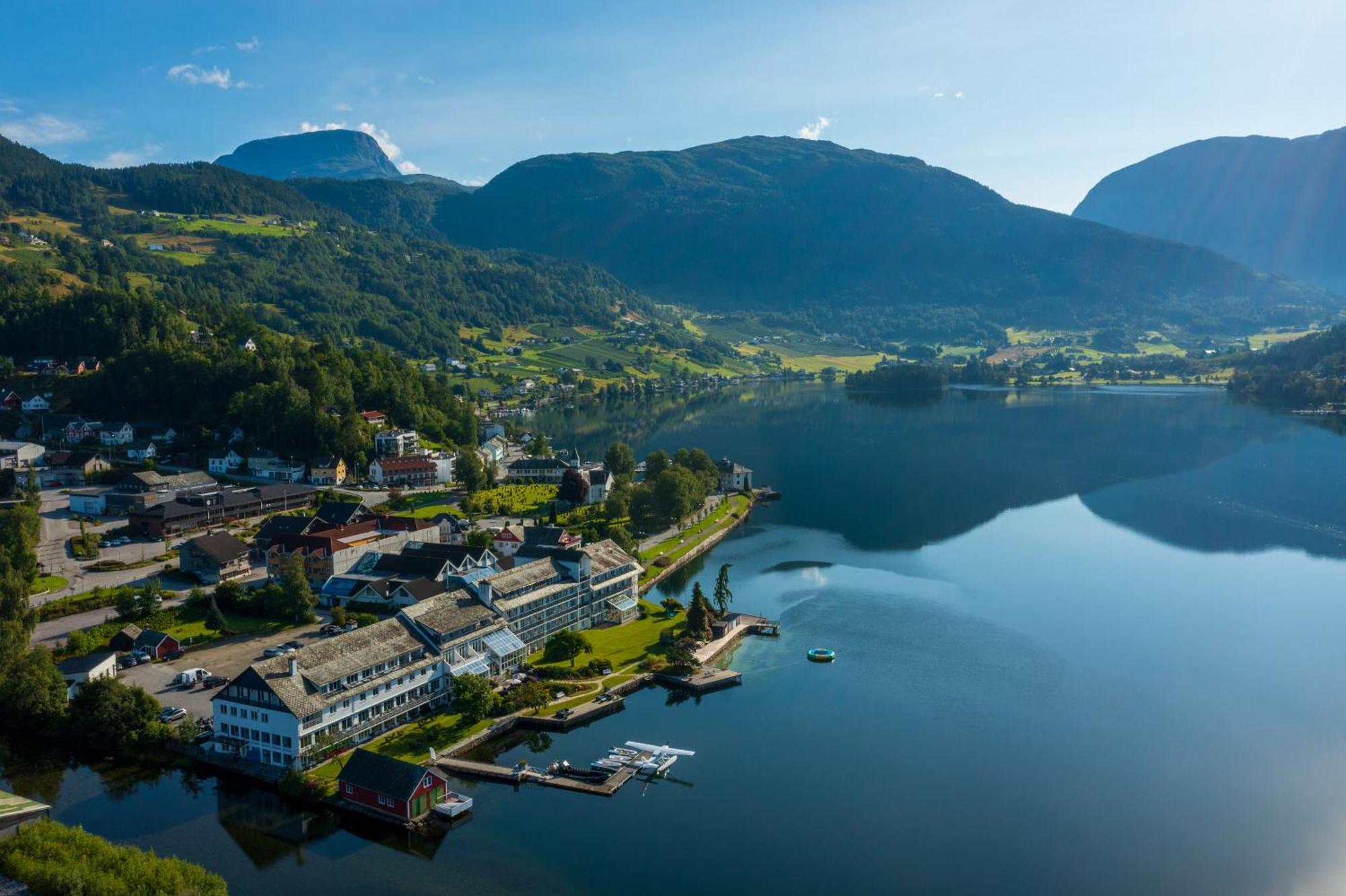 Brakanes Hotel Ulvik Ngoại thất bức ảnh